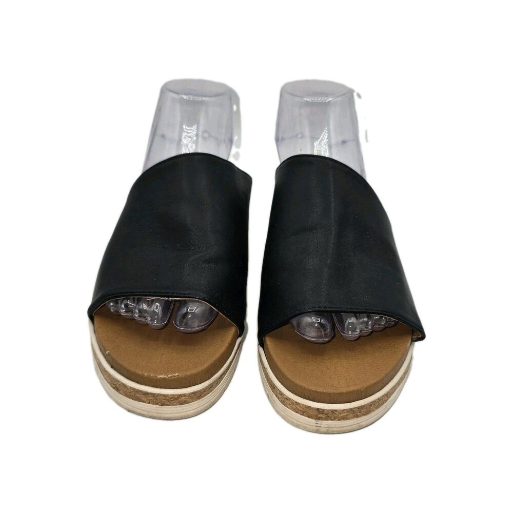 Adrienne Vittadini Sandals Womens 8 Black Faux Leather Provence Platform Slide